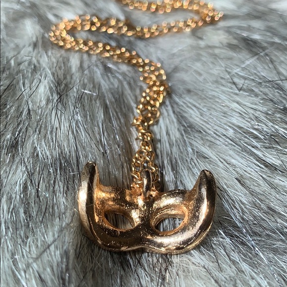 ๐ต ๐Host Pick๐ Mask Gem Necklace - Picture 5 of 8